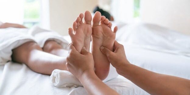 Edmontons-Reflexology-1